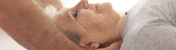 Técnicas manuales y de movilización  en casa para mejorar la calidad de vida en la tercera edad Técnicas manuales y de movilización  en casa para mejorar la calidad de vida en la tercera edad
